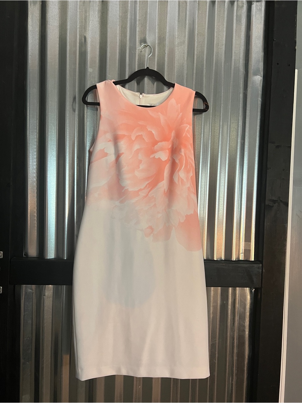 Calvin Klein Size 10 Sleeveless White Dress with Soft Coral Floral Print